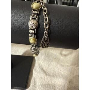 Vintage Silver Tone Bracelet With Green Stones Up To 9”